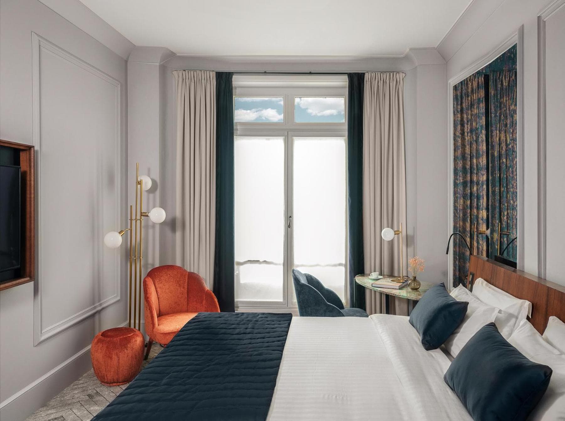 hotel room